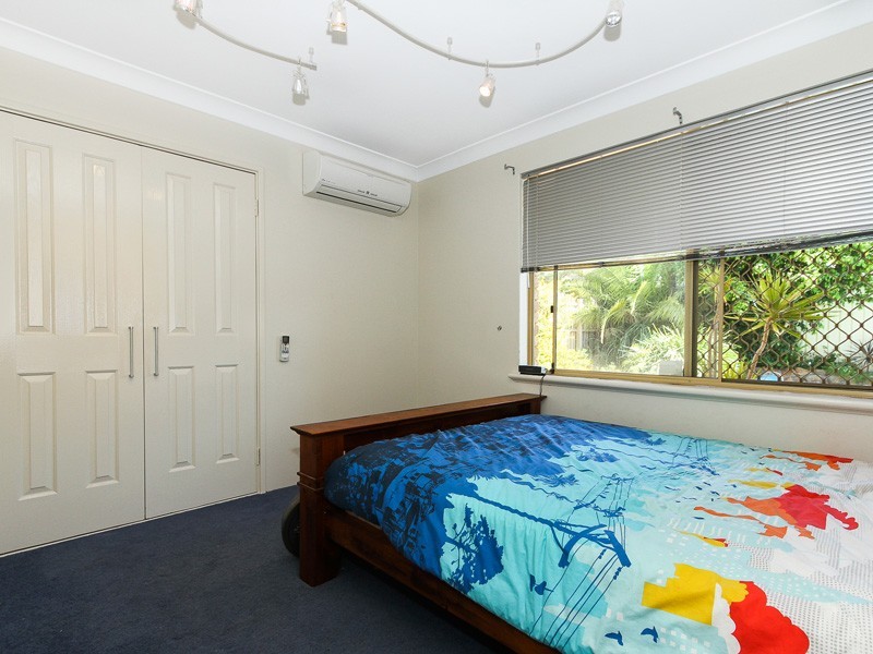 2 Stewart Court, Kallaroo WA 6025