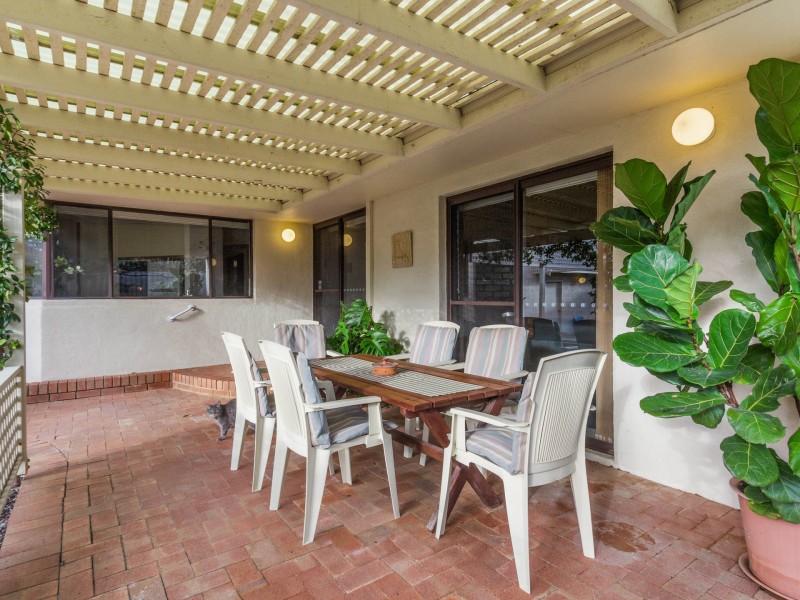 8 MacMillan Rise, Duncraig WA 6023