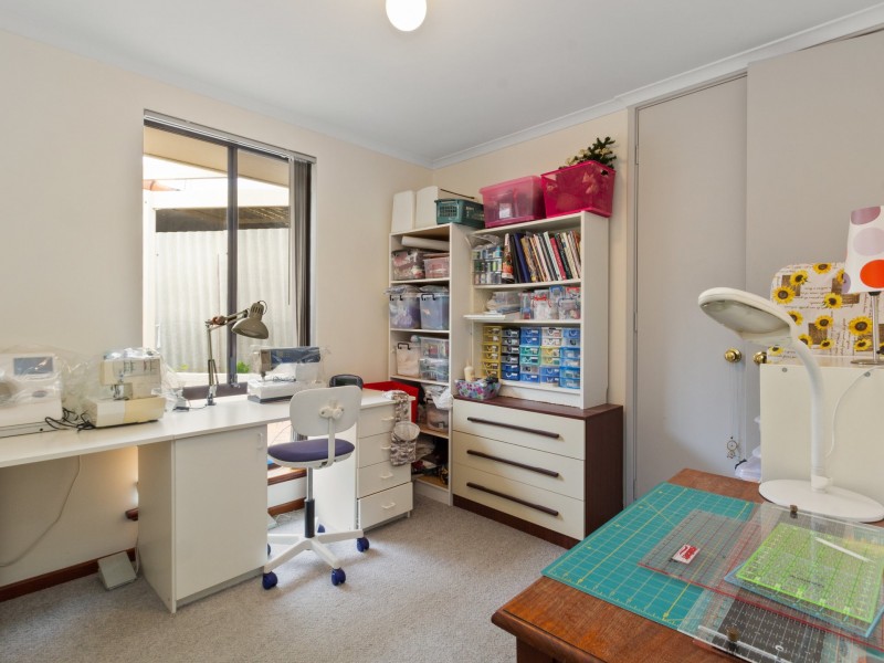 8 MacMillan Rise, Duncraig WA 6023