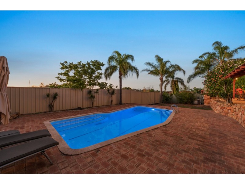 15 Stott Way, Duncraig WA 6023