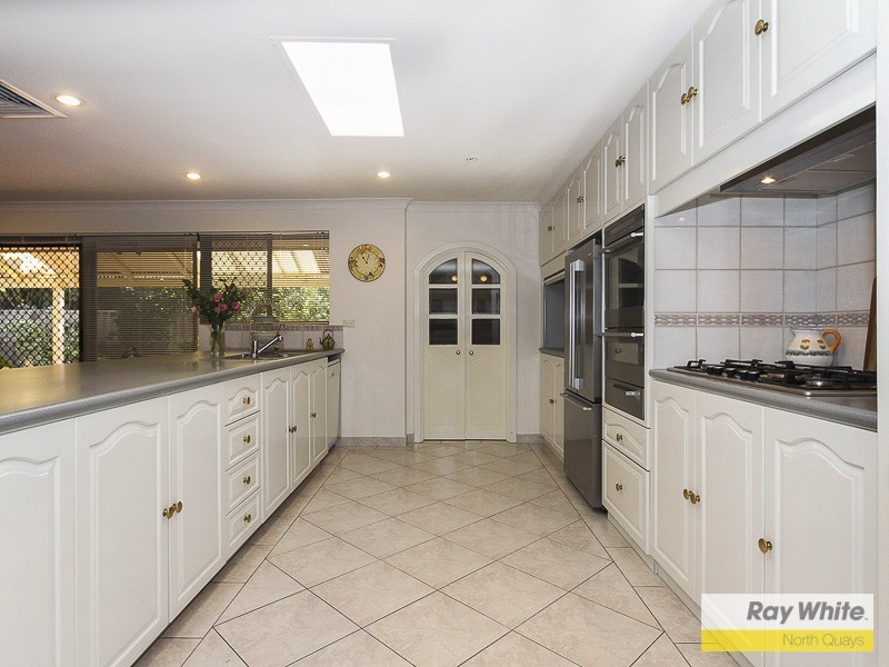 95 Poynter Drive, Duncraig WA 6023