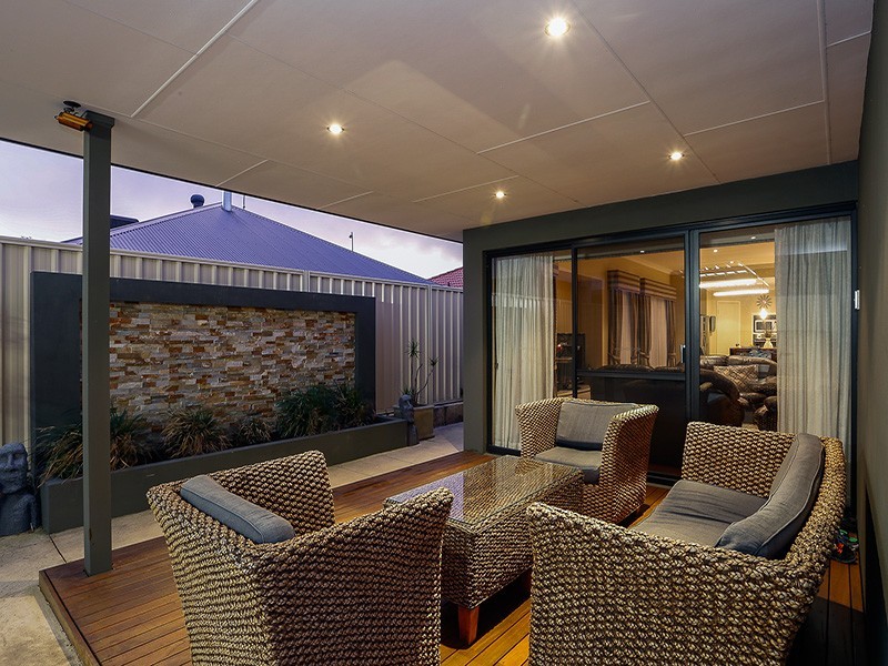 24 Cooper Street, Madeley WA 6065