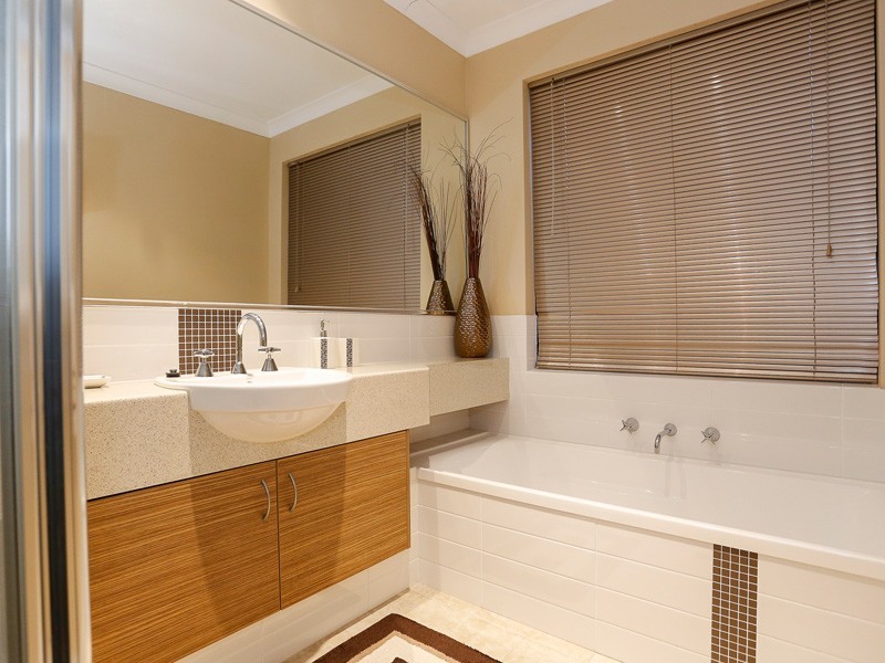 24 Cooper Street, Madeley WA 6065