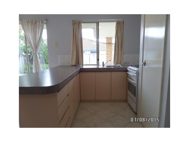 41 VIRIDIAN DRIVE, Banksia Grove WA 6031