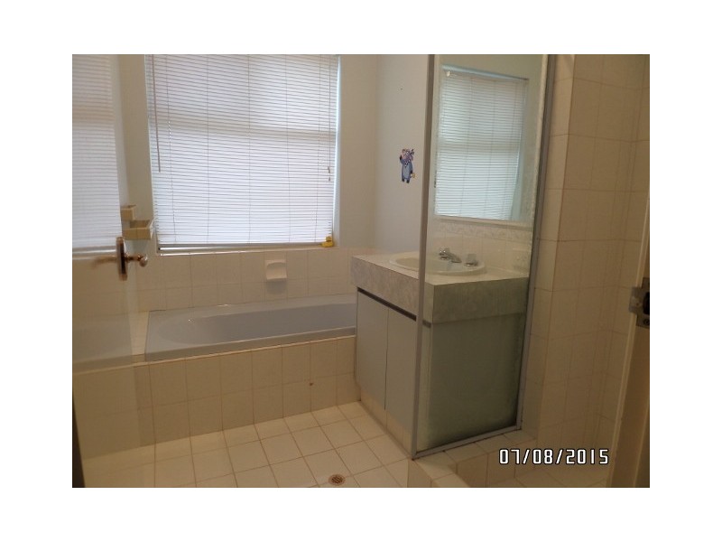 41 VIRIDIAN DRIVE, Banksia Grove WA 6031