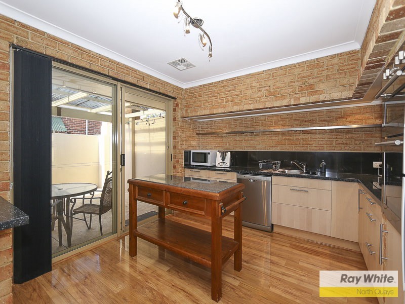 1/104 Mackie Street, Victoria Park WA 6100