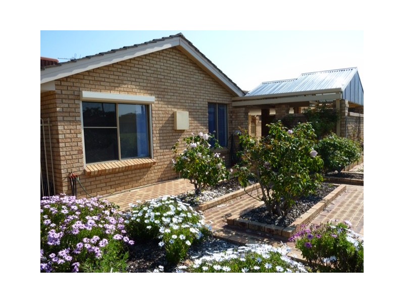1 Kebble Close, Hillarys WA 6025