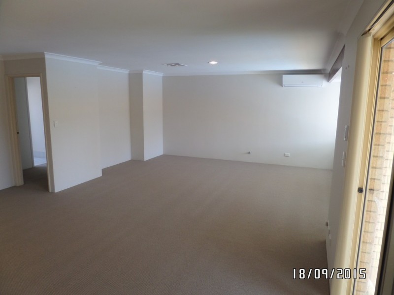 1 Kebble Close, Hillarys WA 6025