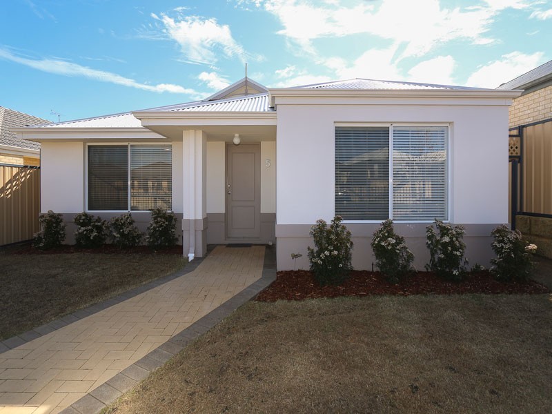 5 Atra Ave, Tapping WA 6065