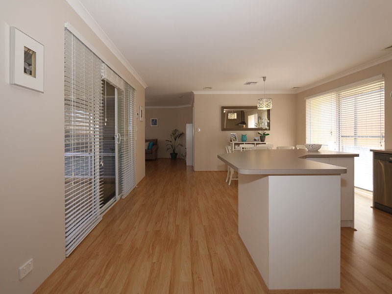 5 Atra Ave, Tapping WA 6065