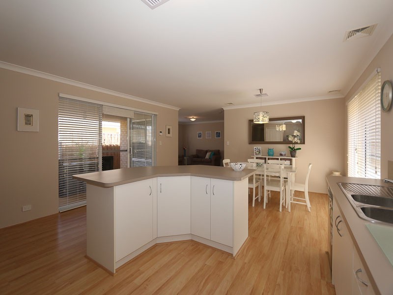 5 Atra Ave, Tapping WA 6065