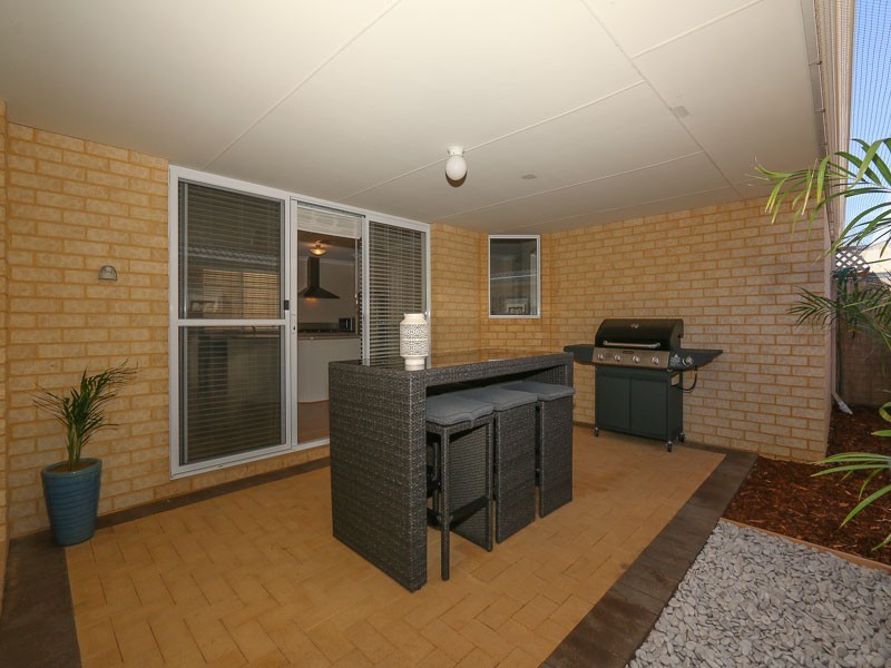 5 Atra Ave, Tapping WA 6065