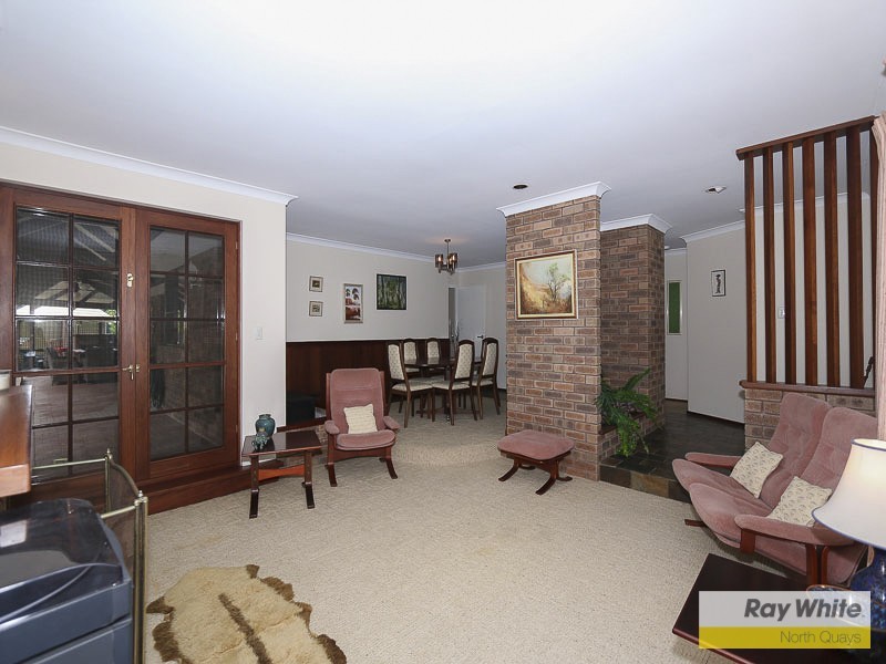 14 Chessell Drive, Duncraig WA 6023