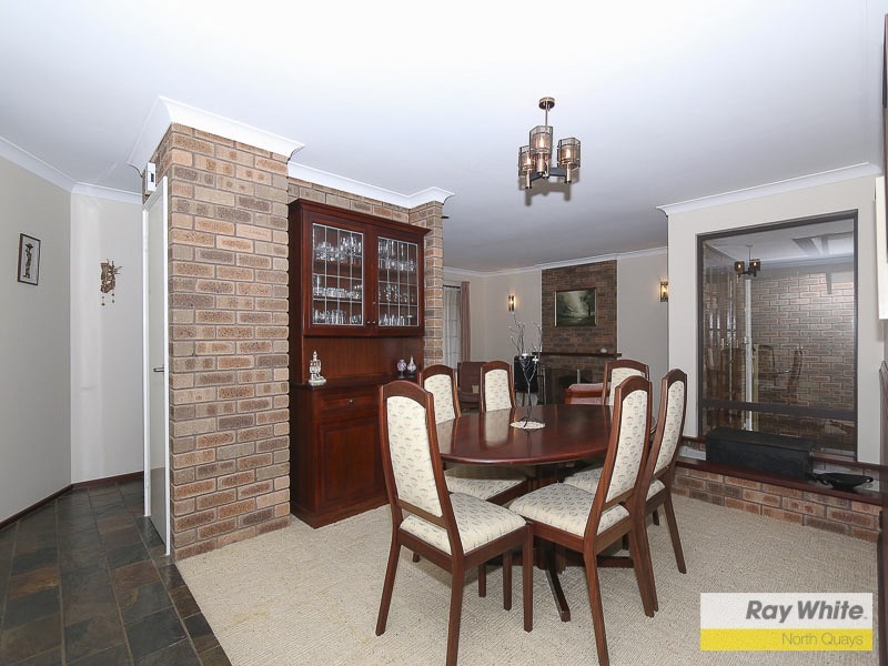 14 Chessell Drive, Duncraig WA 6023