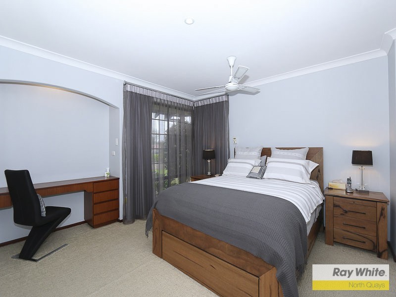 14 Chessell Drive, Duncraig WA 6023