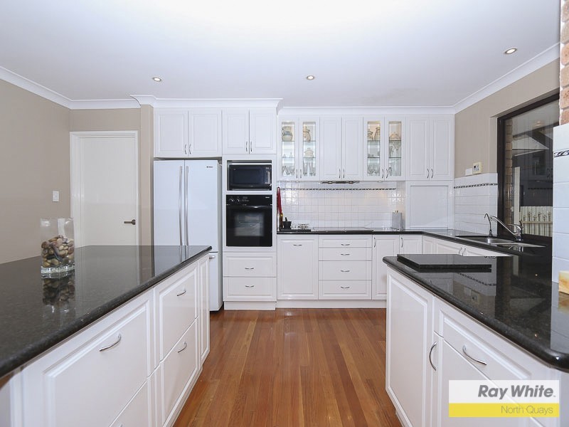 14 Chessell Drive, Duncraig WA 6023