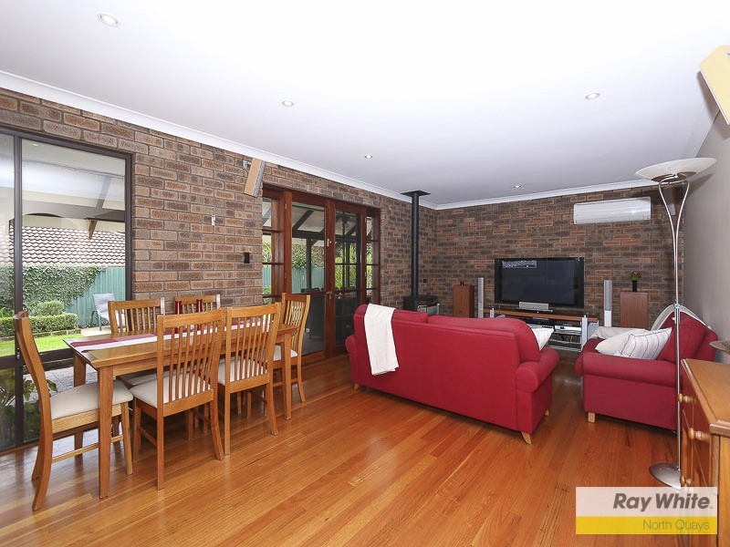 14 Chessell Drive, Duncraig WA 6023