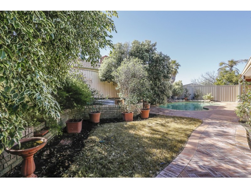 5 Key West Drive, Mullaloo WA 6027