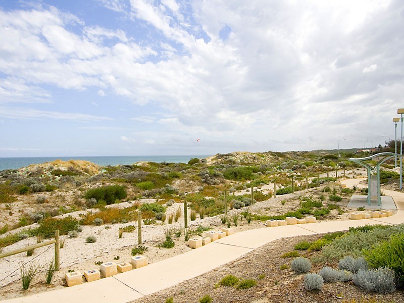 5 Key West Drive, Mullaloo WA 6027