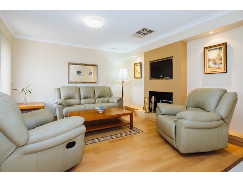 4 Stonegate Street, Butler WA 6036