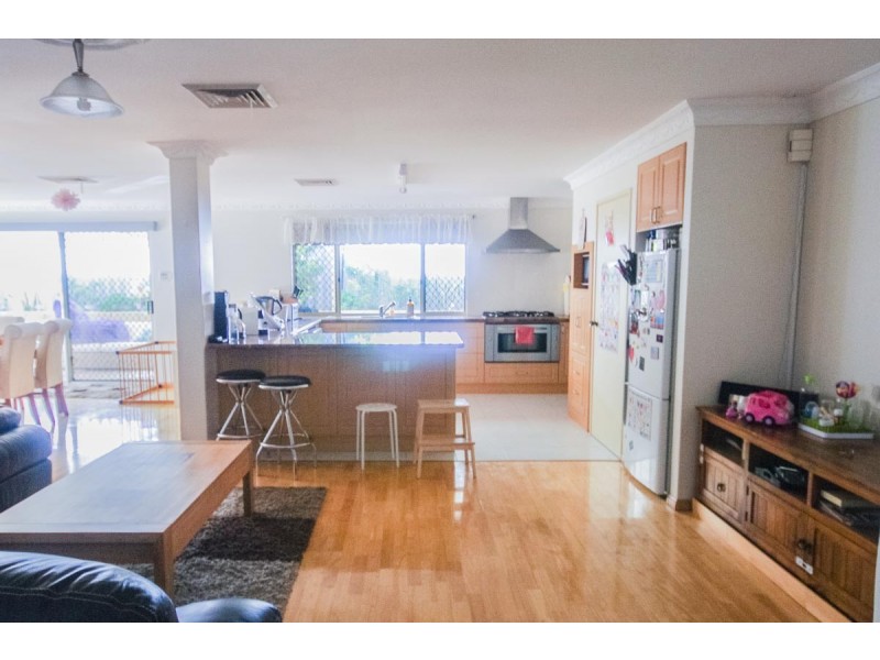 19 Akera Close, Hillarys WA 6025