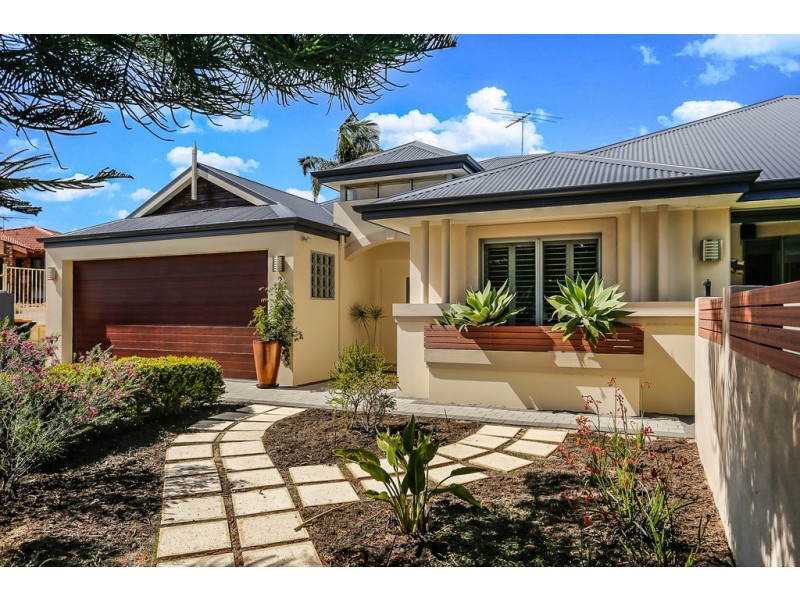 2 Kelso Court, Duncraig WA 6023