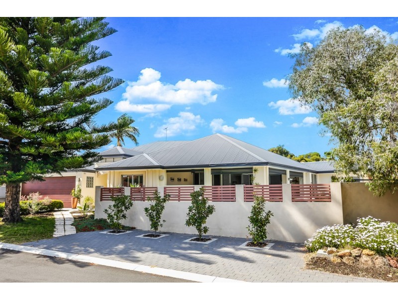 2 Kelso Court, Duncraig WA 6023