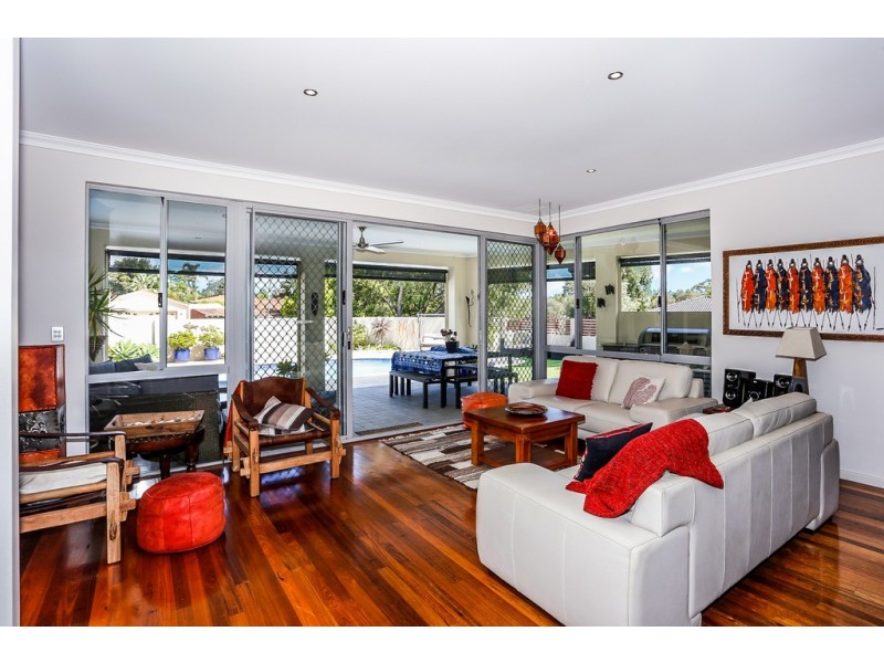 2 Kelso Court, Duncraig WA 6023