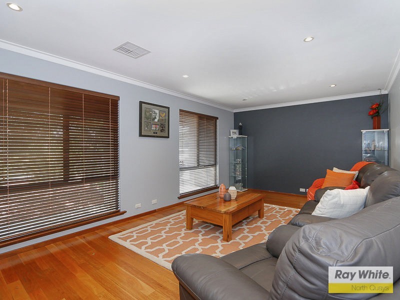 8 Kelso Court, Duncraig WA 6023