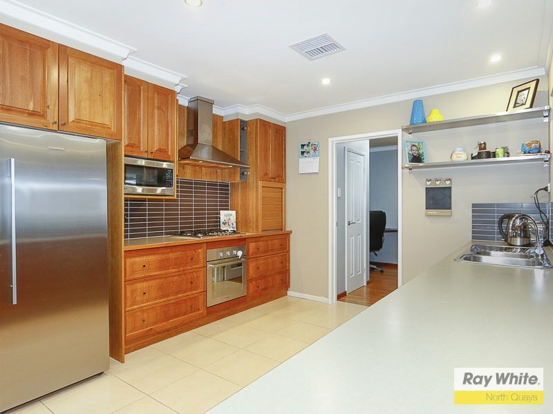 8 Kelso Court, Duncraig WA 6023