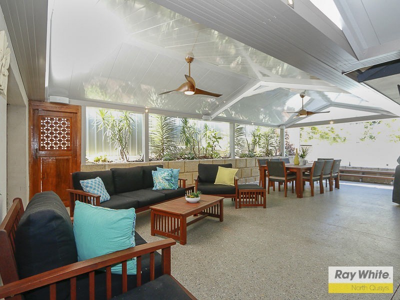 8 Kelso Court, Duncraig WA 6023