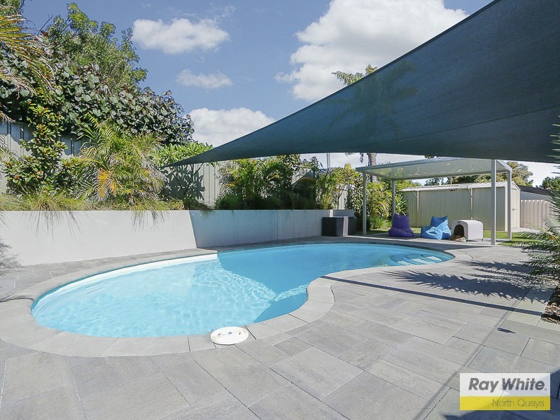 8 Kelso Court, Duncraig WA 6023