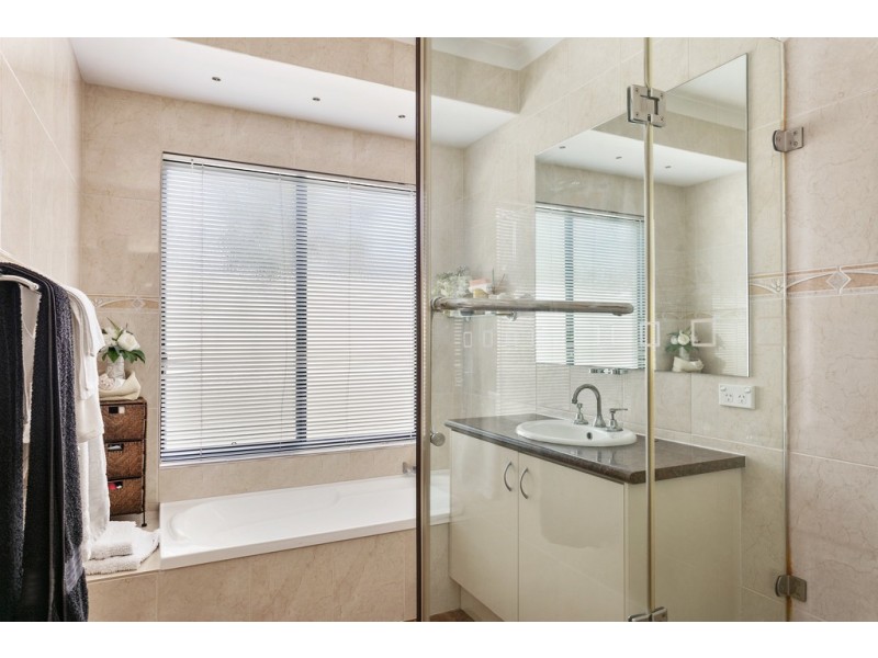 73 Regency Ave, Madeley WA 6065