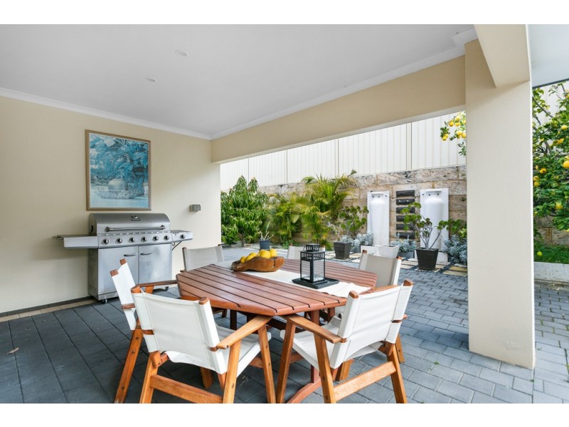 73 Regency Ave, Madeley WA 6065