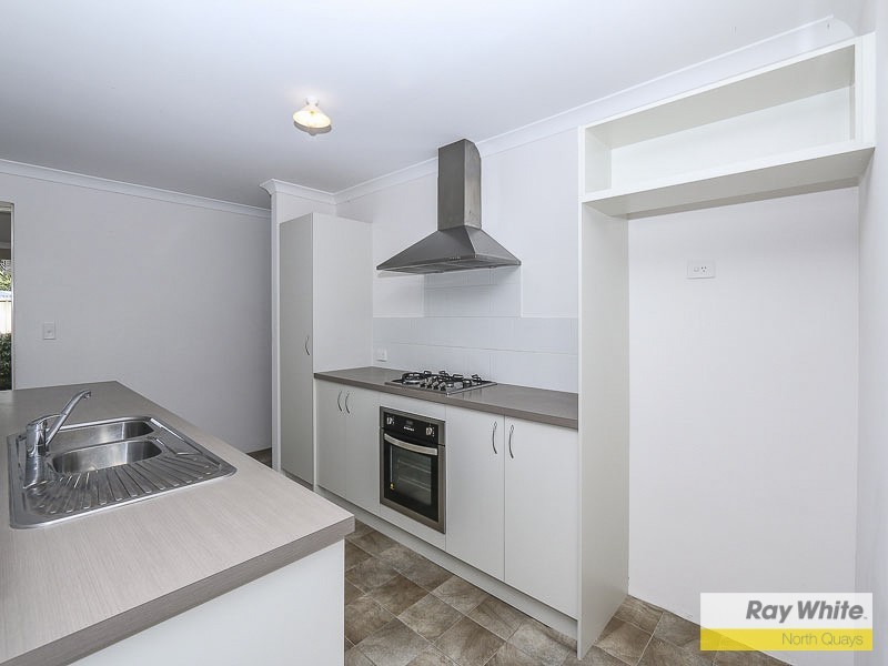 7/4 HOPKINSON WAY, Wilson WA 6107