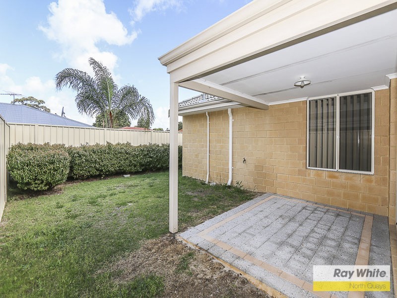 7/4 HOPKINSON WAY, Wilson WA 6107