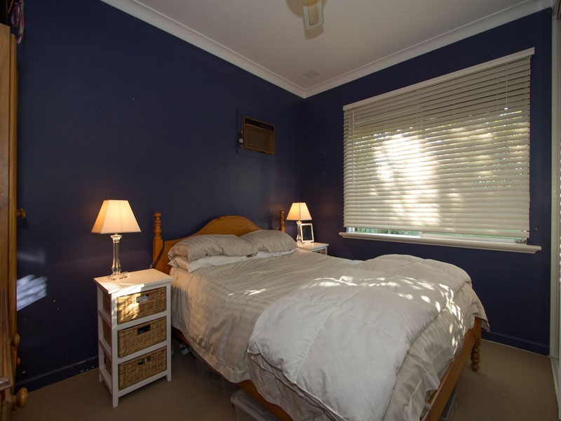 9 Gwelup Street, Karrinyup WA 6018