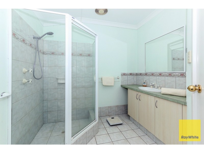 22 Hollins Bend, Madeley WA 6065