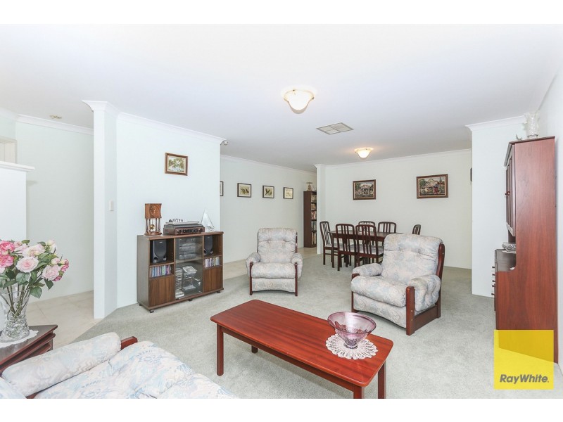 22 Hollins Bend, Madeley WA 6065