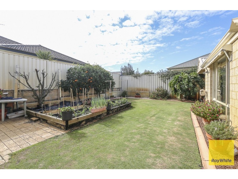 22 Hollins Bend, Madeley WA 6065