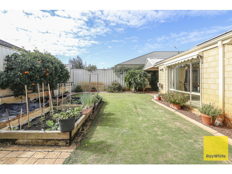 22 Hollins Bend, Madeley WA 6065