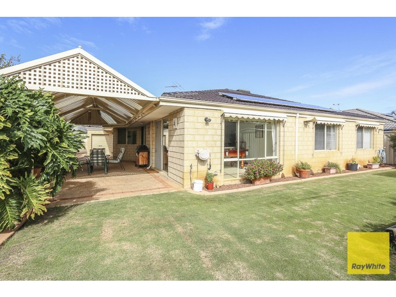 22 Hollins Bend, Madeley WA 6065