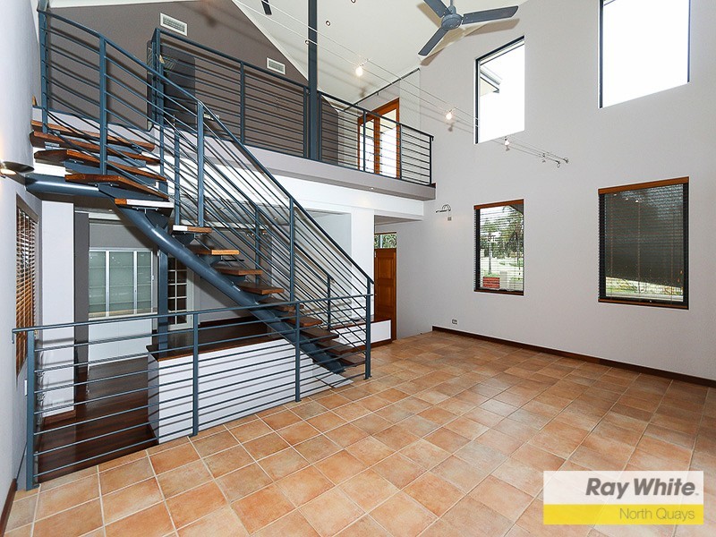 2 GWELUP STREET, Karrinyup WA 6018