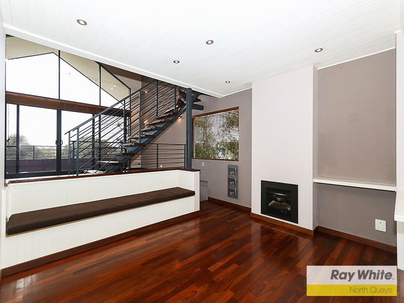 2 GWELUP STREET, Karrinyup WA 6018