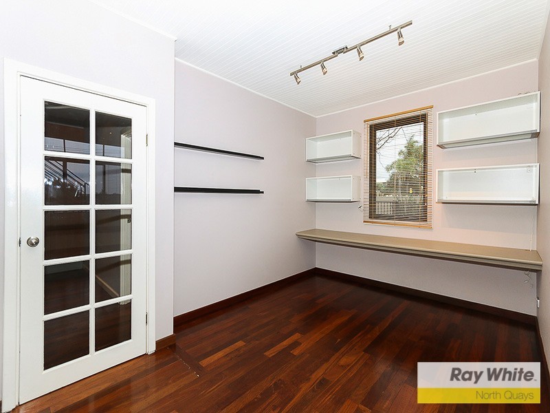 2 GWELUP STREET, Karrinyup WA 6018