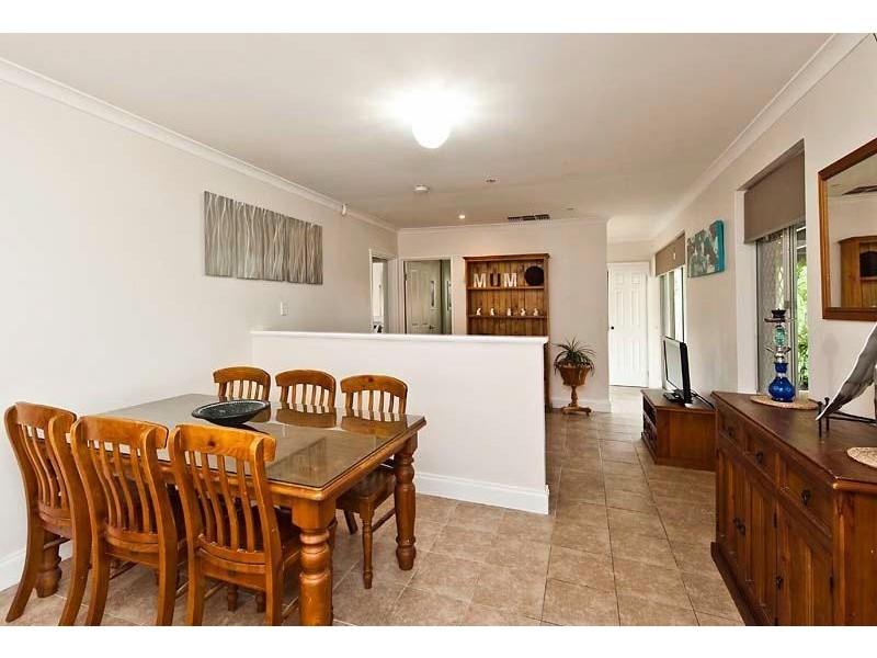 40 WALDORF STREET, Carine WA 6020