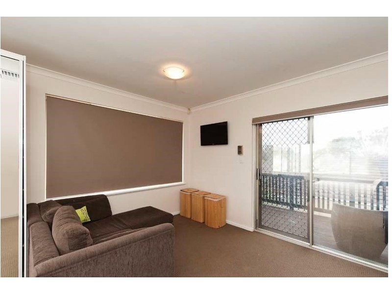 40 WALDORF STREET, Carine WA 6020