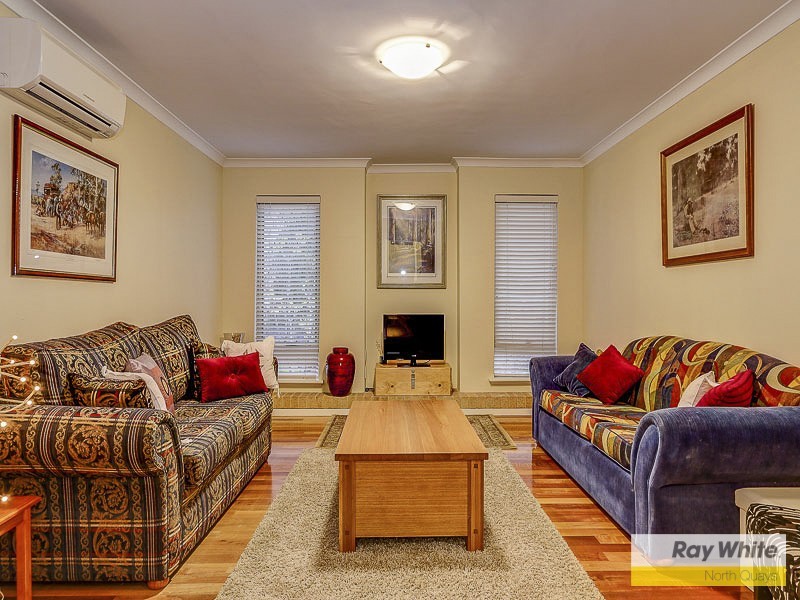 23 Breadsall Close, Carine WA 6020