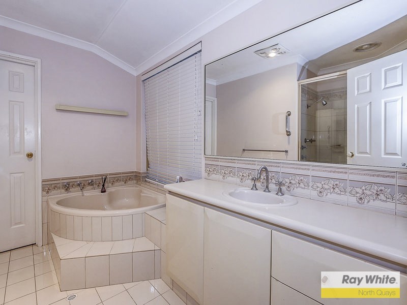 23 Breadsall Close, Carine WA 6020