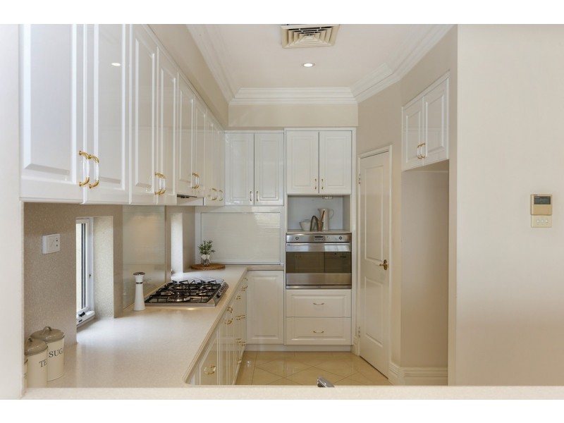 124A MARY STREET, Como WA 6152